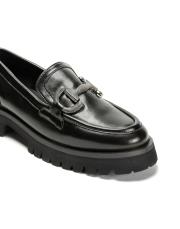 mandy zırh toka detaylı kalın tırtıklı tabanlı vegan rustik deri kadın loafer- siyah 3