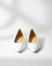 117 sivri burun beyaz deri babet beyaz