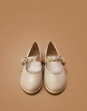 çinto yuvarlak burun toka detaylı vegan deri babet ten