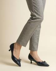 ribbon rustik vegan deri sivri burun fiyonklu topuklu ayakkabı lacivert