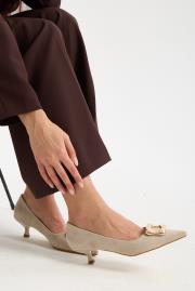 slıde toka detaylı vegan süet sivri burun topuklu ayakkabı bej 3