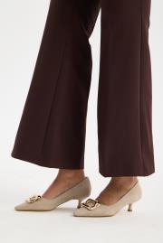 slıde toka detaylı vegan süet sivri burun topuklu ayakkabı bej 5