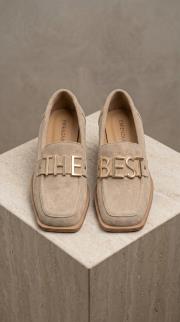 the best hakiki süet deri altın yazılı küt burun bayan loafer bej 5