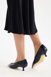 justmıne rustik vegan deri tokalı sivri burun topuklu ayakkabı siyah 6