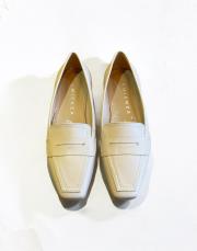 mona ithal birinci sınıf vegan deri köşeli burun babet bej